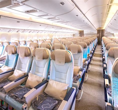 emirates 777 economy